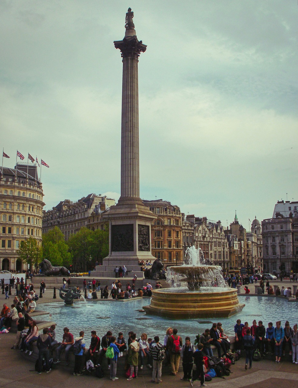 trafalgar square, london, tourists, landmark, to travel, people, architecture, tourism, city, fountain, obelisk, places of interest, historical, famous, trafalgar square, trafalgar square, trafalgar square, trafalgar square, trafalgar square